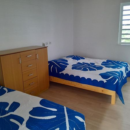 Mara'Ai Le Spot Tubuai Chambre Triple Taahueia Deluxe Sdb Privee Avec Piscine Mataura Dış mekan fotoğraf